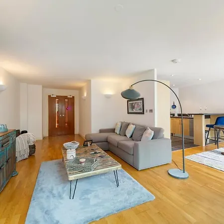 Boutique Harbour Apart - Football Table And Balcony Апартаменти